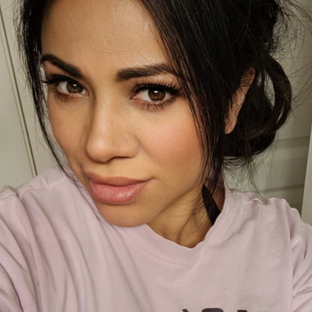 Meet your Posher, Roxann